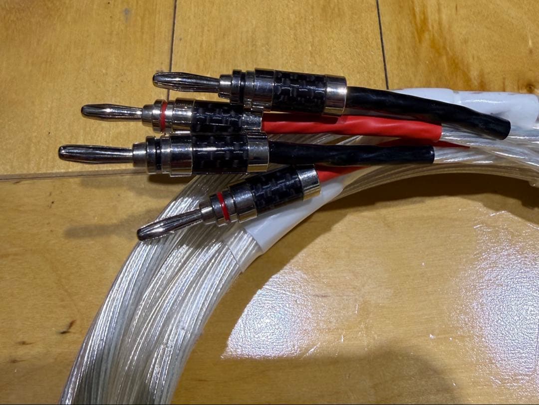 単結晶OCC銀線HIFIスピーカーケーブル2mペア　バナナプラグ