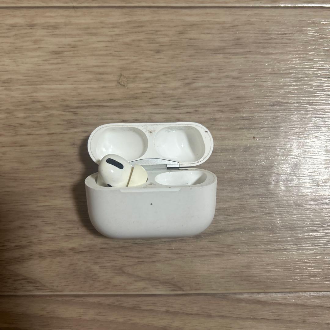 AirPods 左耳