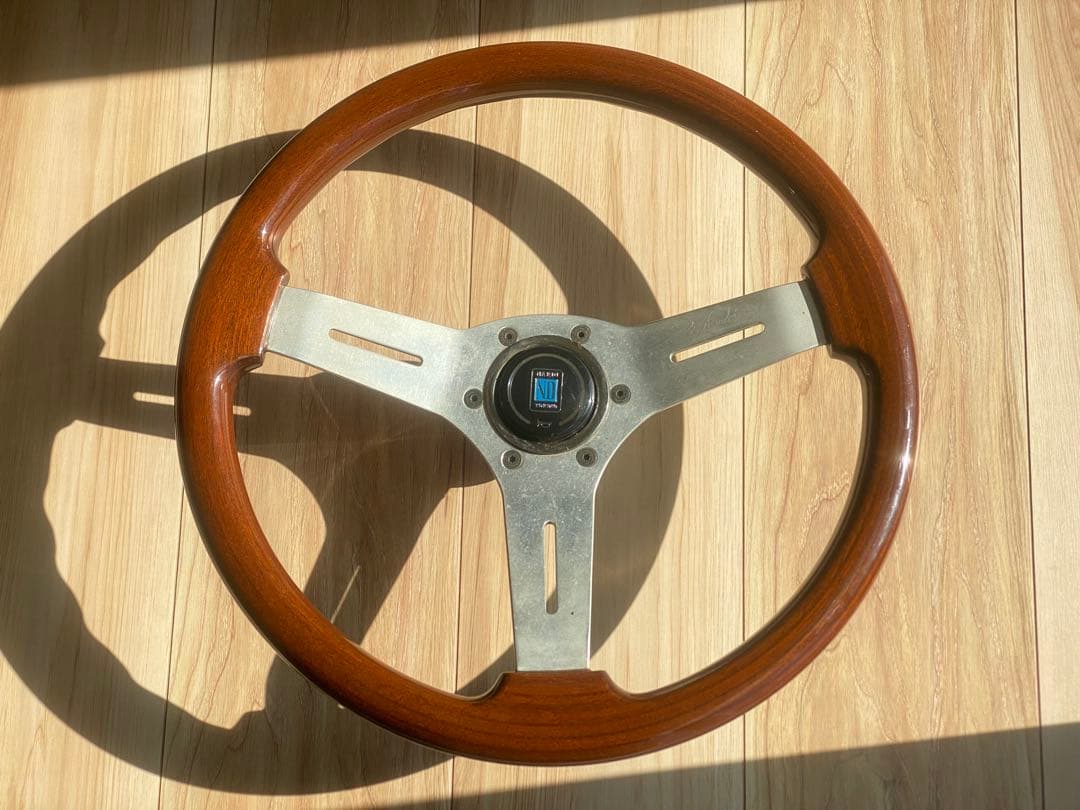 NARDI CLASSIC ウッドステアリング ハンドル