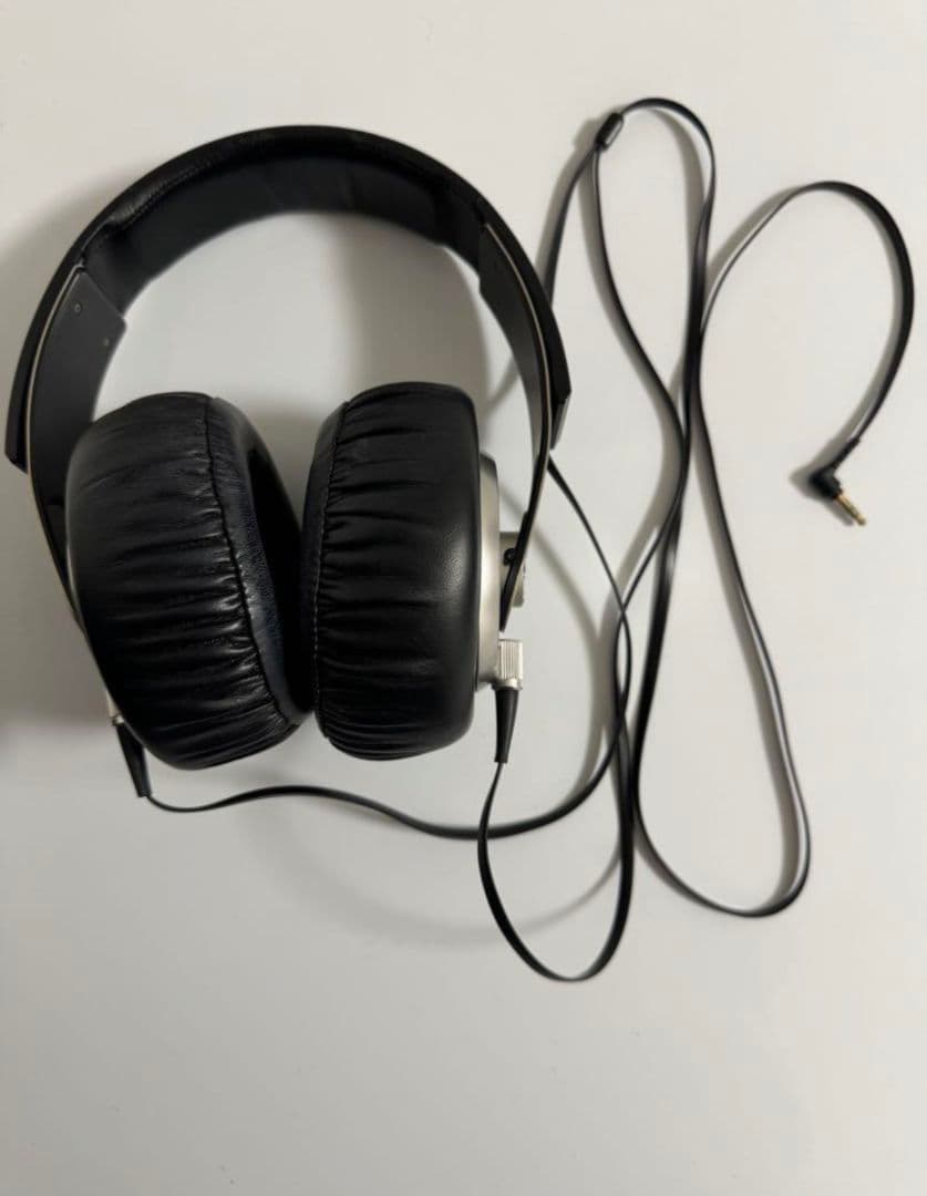 SONY EXTRA BASS 密閉型ヘッドホン MDR-XB700　有線