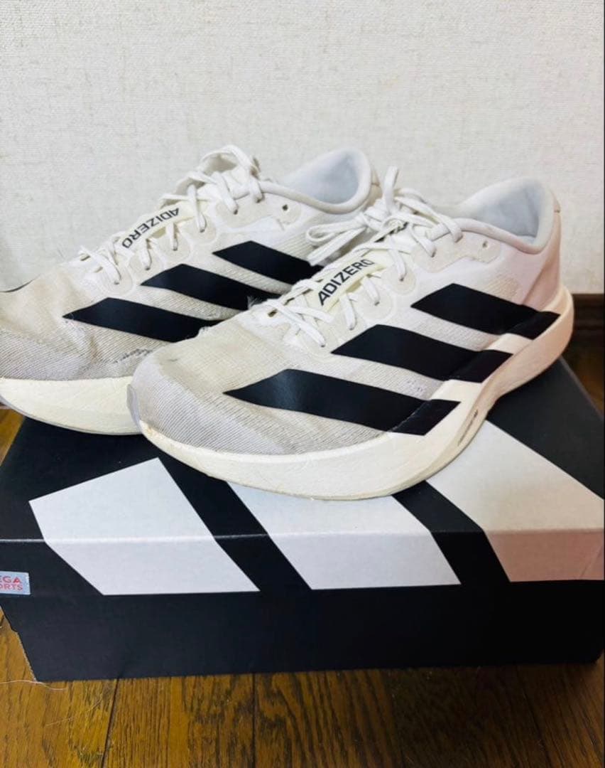 adidas Adizero EVO SLホワイト/ブラック　26.5センチ