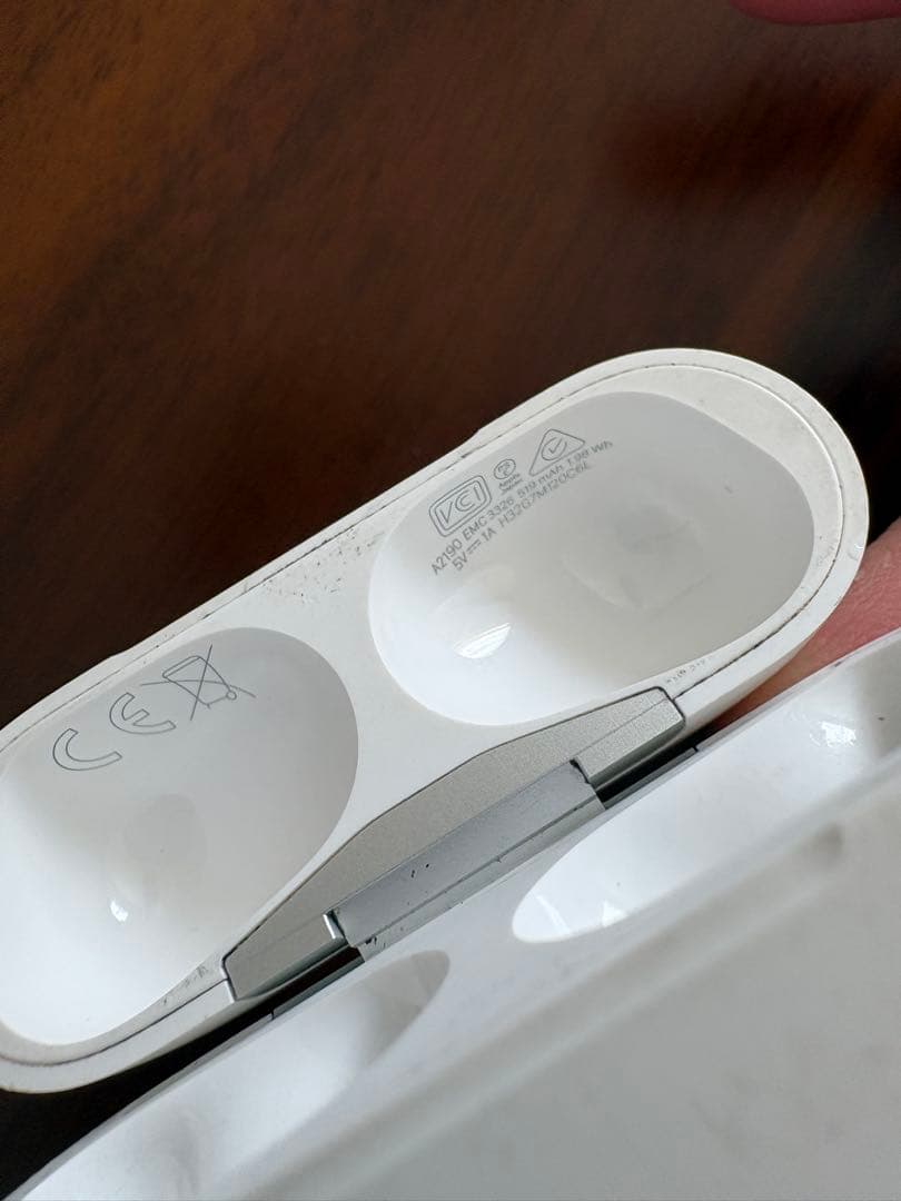 AirPods Pro 第1世代（MWP22J/A）純正品 ケース・両耳セット