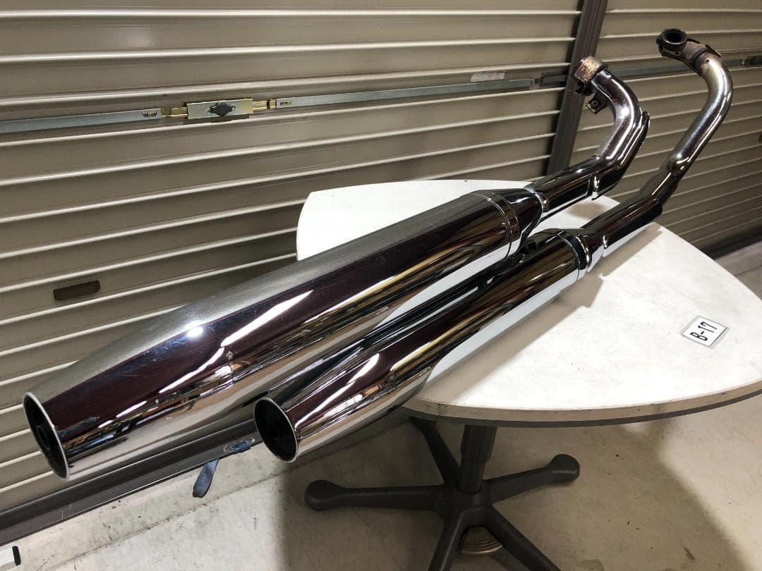 B17　ドラッグスター1100　純正マフラー
