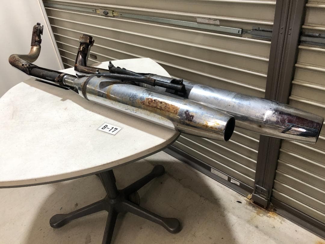B17　ドラッグスター1100　純正マフラー