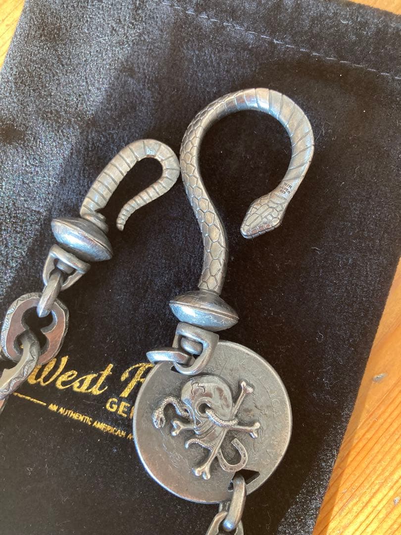 小物 WESTRIDE SLINGSHOT SWASTIKA WALLET CHAIN