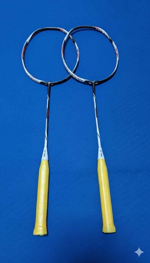 バドミントンラケット Zストライク2本 ジャンク品