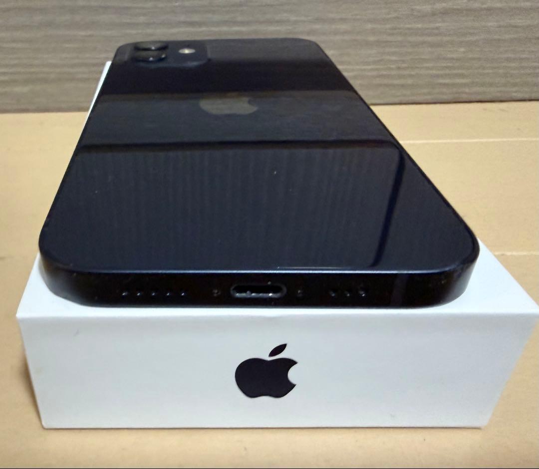 Apple iPhone 12 ブラック 本体のみ