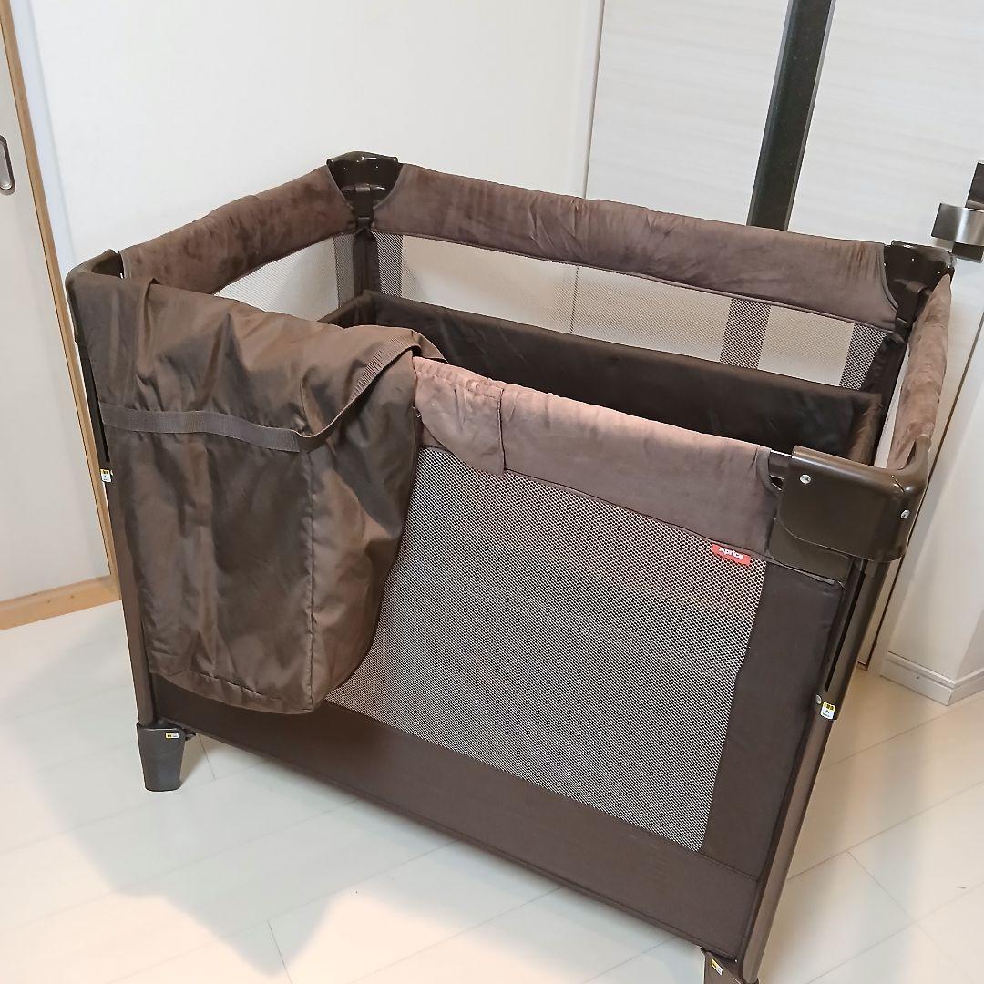 アップリカ ココネルエアープラス ベビーベッド ブラウン 洗えるマット