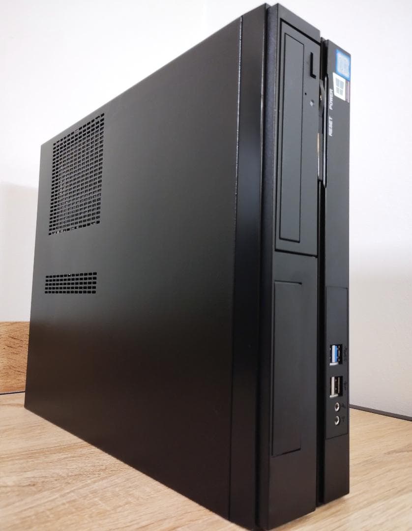 デスクトップPC/Windows11/Core i3/メモリ8G/Office