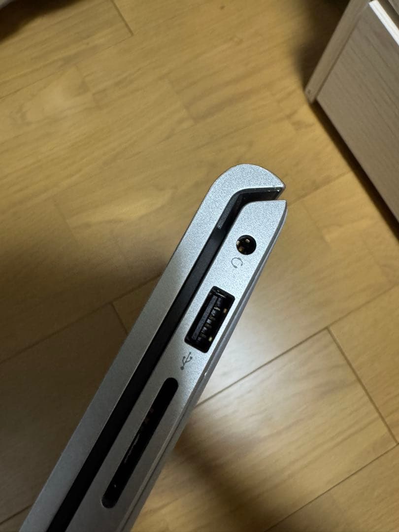 Dell Inspiron 15 (3520) 「美品/バッテリー劣化なし」