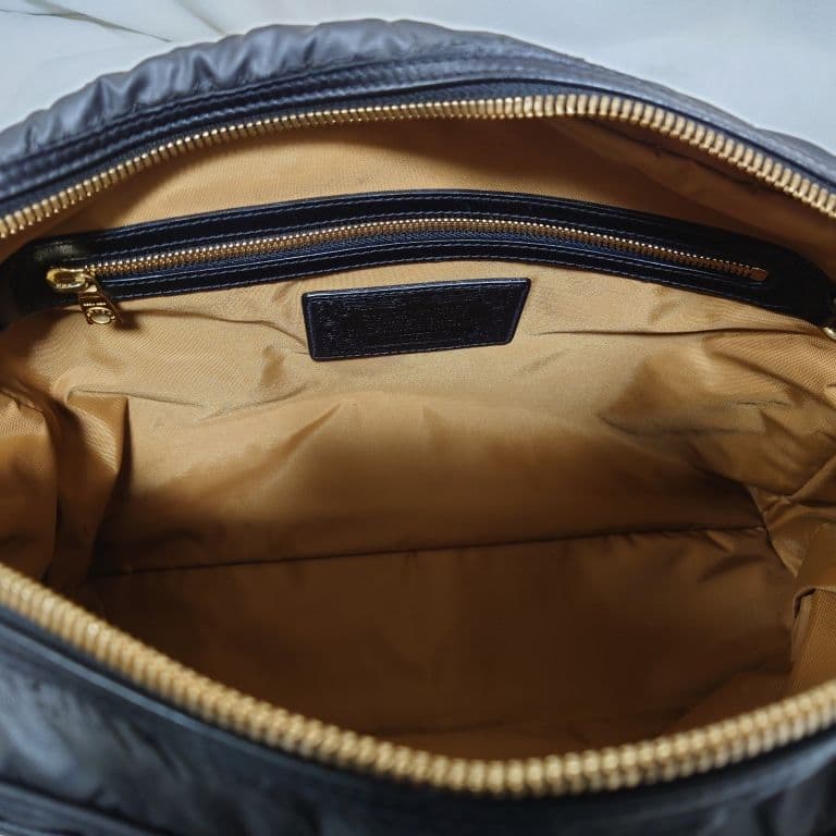 HUNTING WORLD　ビジネスバック