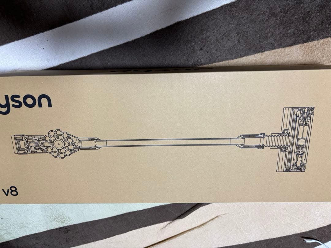 未使用　Dyson 掃除機 コードレス V8 Origin (SV25 RD2)