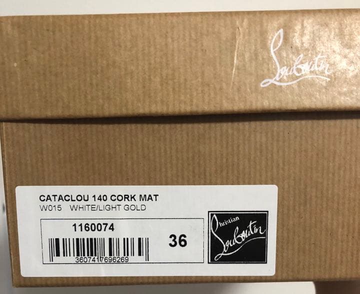 新品未使用 大人気即日完売 ルブタン カタクロウ