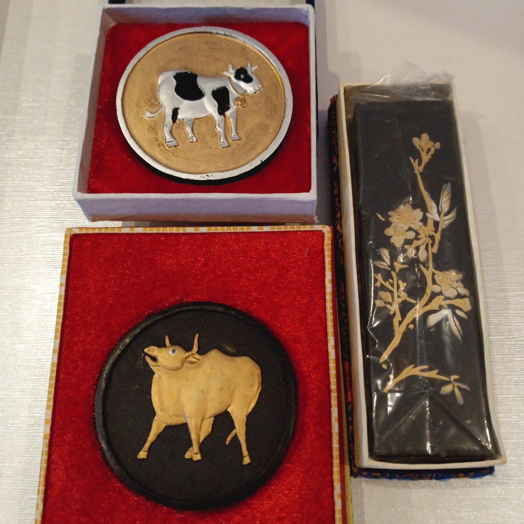 祖*品様 干支　牛　硯　中国上海硯　　硯3点セット