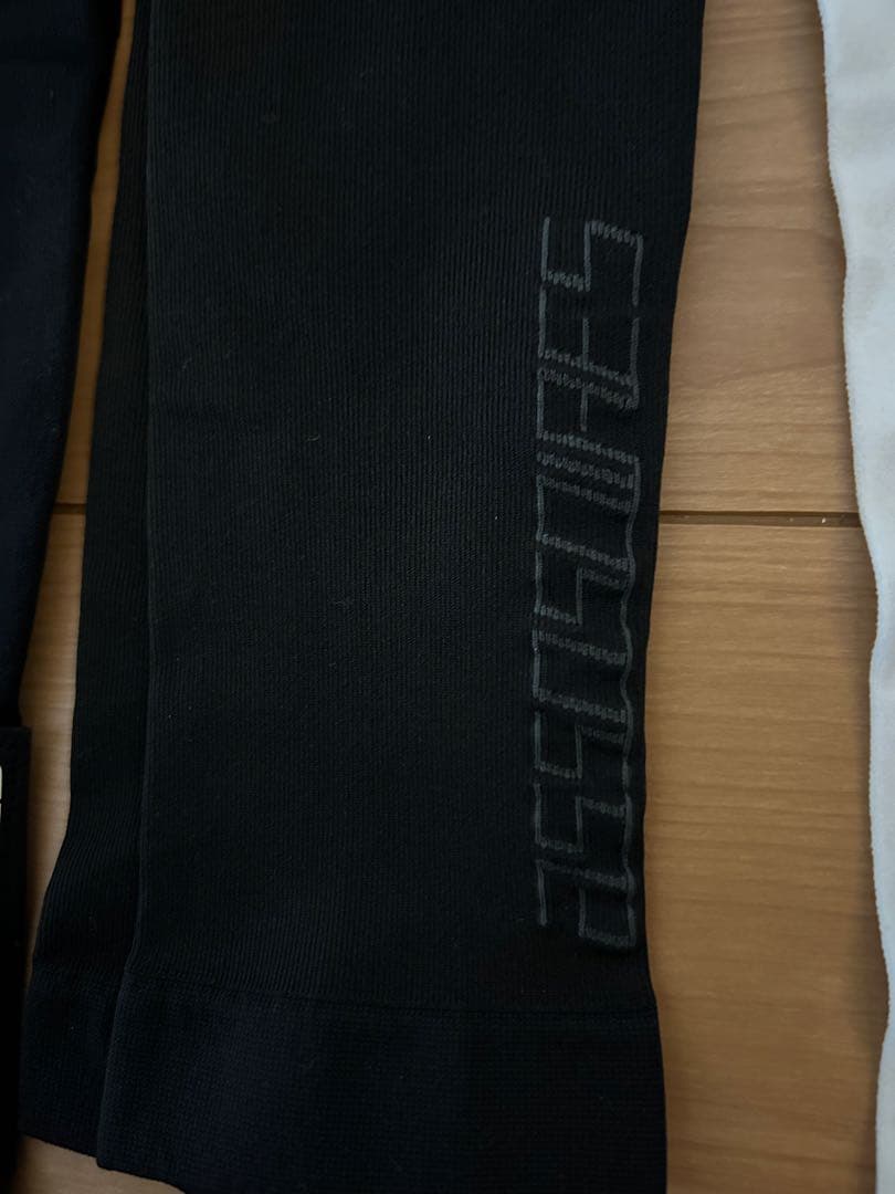 アソス　サイクリング用アームウォーマー 、ニーウォーマー4点セット