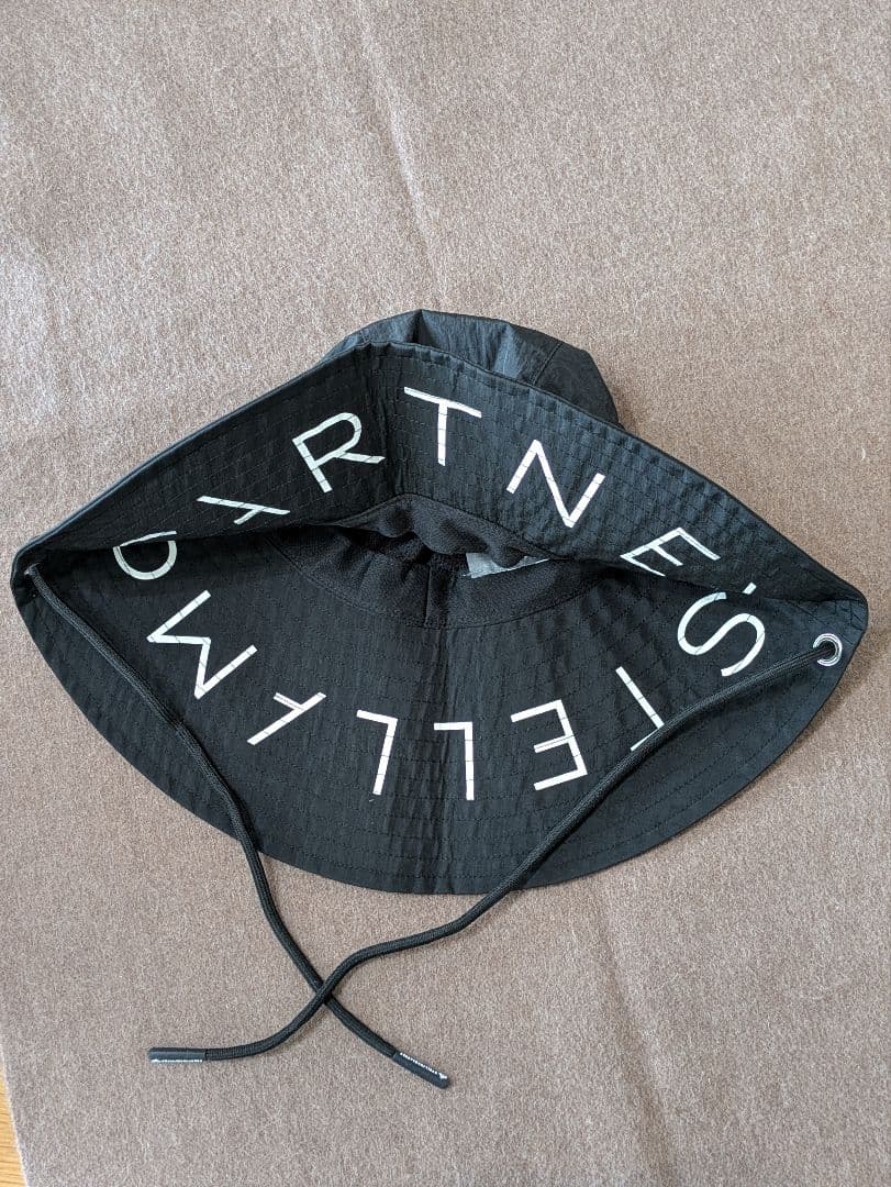 ステラマッカートニー アディダス バケットハット