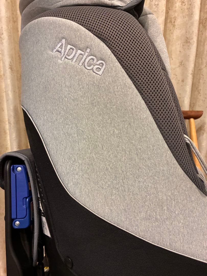 【付属品完備】Aprica クルリラAC ISOFIX シートベルト両対応