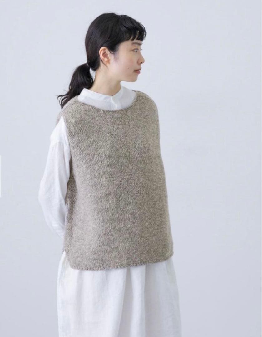 【美品】 URBAN RESEARCH かぐれ ペルーニットベスト グレー