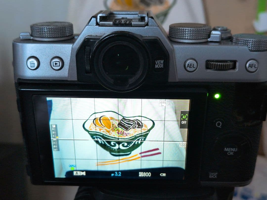 FUJIFILM X-T20 シルバー ミラーレス一眼カメラ(故障·ジャンク)