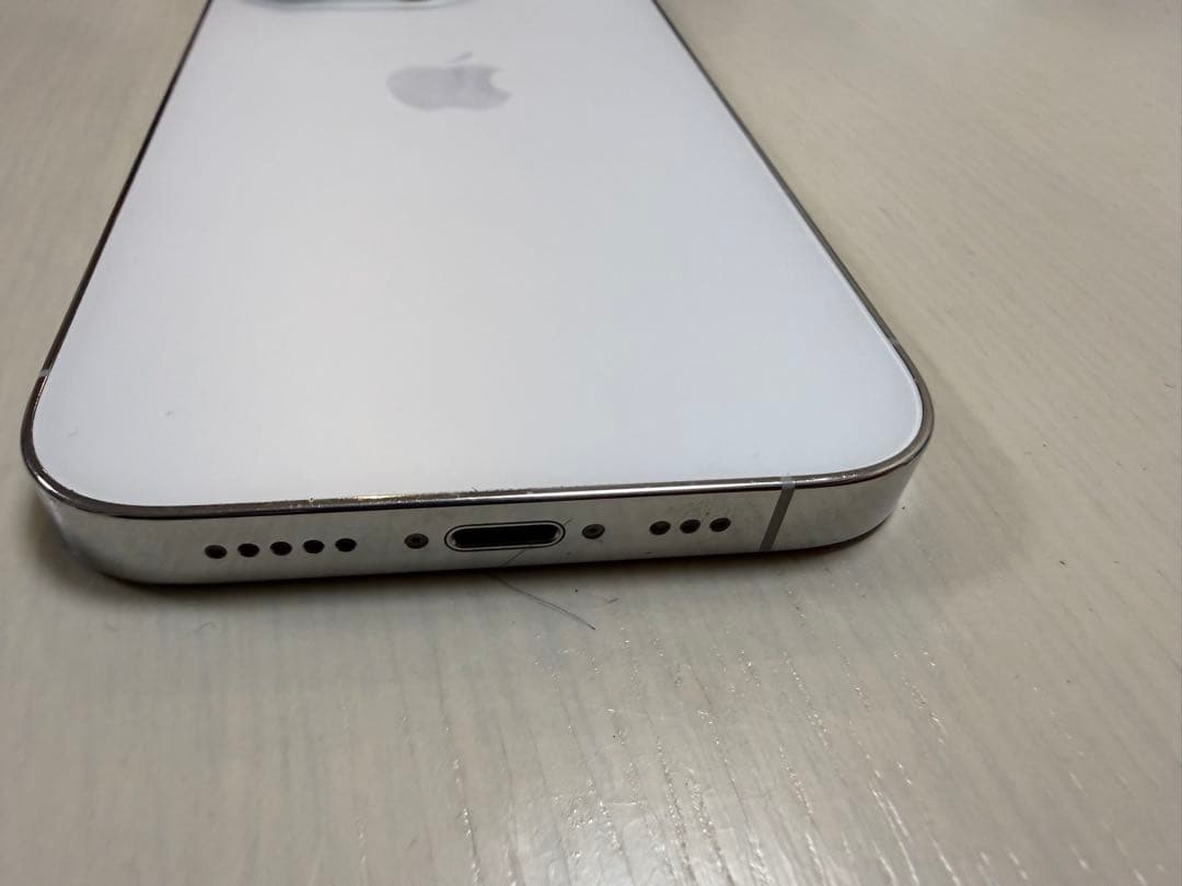 Apple iPhone 14 Pro シルバー 本体 128GB