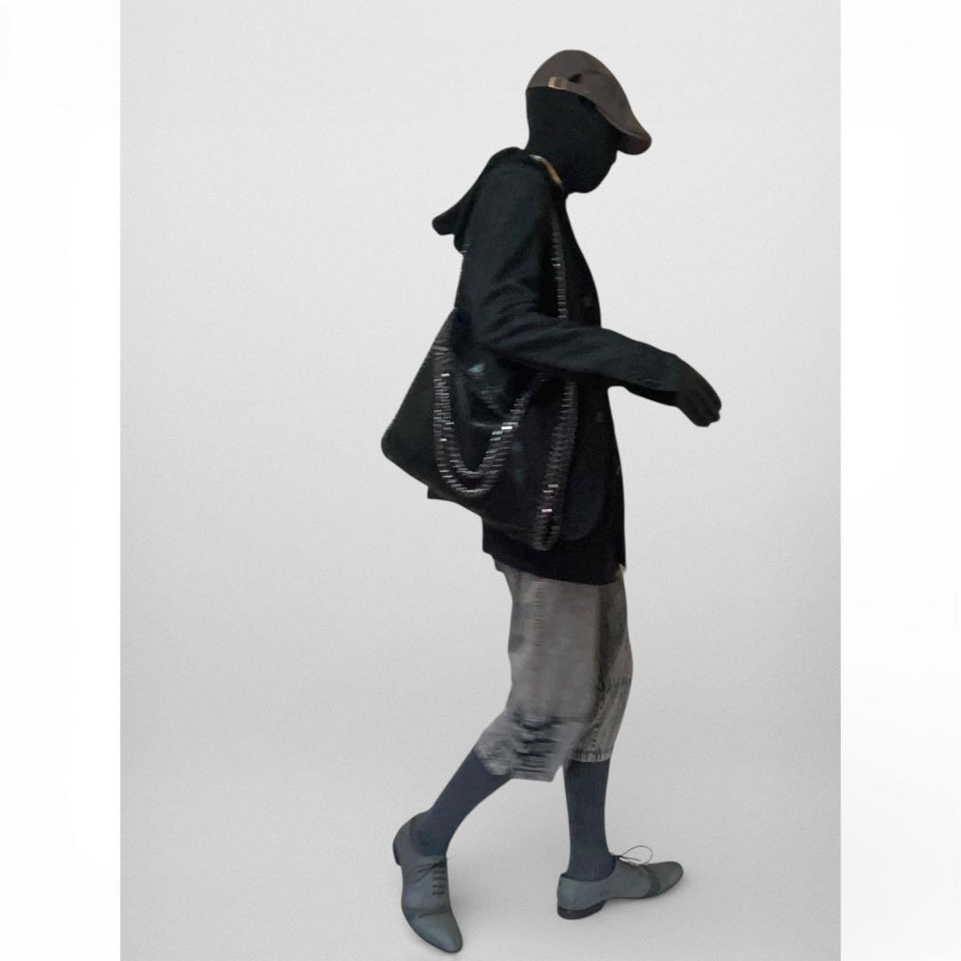 ひま CRACKED SHINY CHAIN BAG 766B