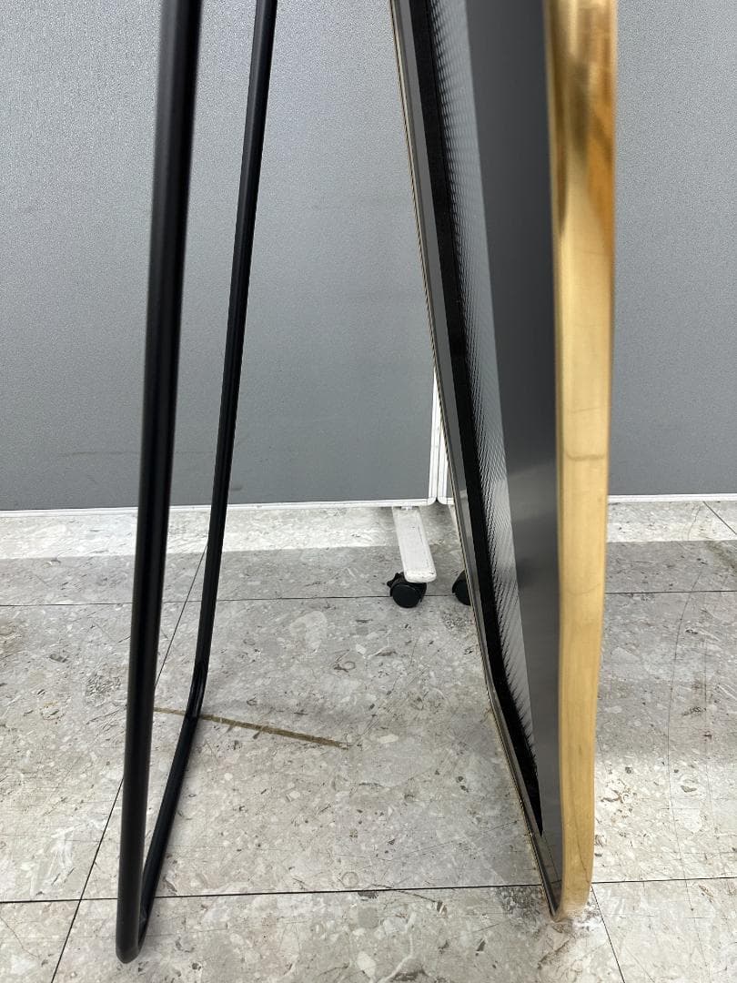 鏡　姿見　スタンドミラー　ウェーブミラー　ゴールド