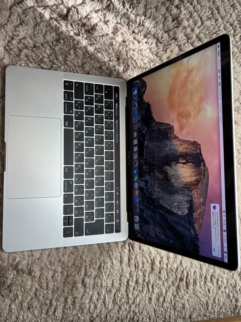 極美品　MacBookPro 2017 13インチ