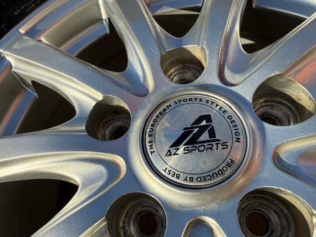 ノア ヴォクシー スタッドレスタイヤセット 195/65R15 2021年製