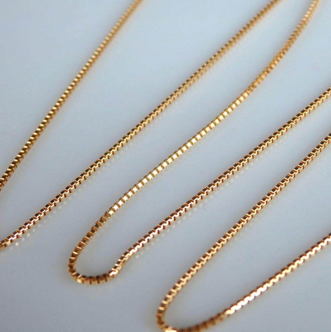 紫　k18ネックレス　ベネチアンチェーン　0.9㎜幅　フリーアジャスター付