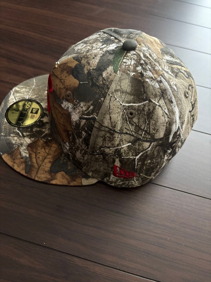 $*$様 Supreme Gold Cross S Logo New Era