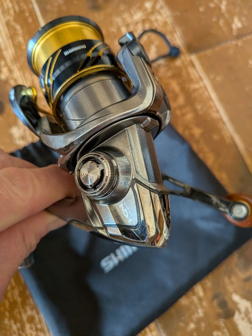 SHIMANO 16Vanquish C2000HGS スピニングリール