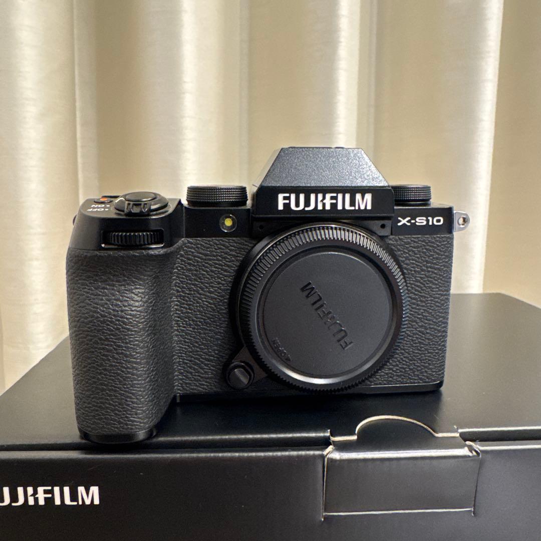 FUJIFILM X-S10 ブラック ボディ