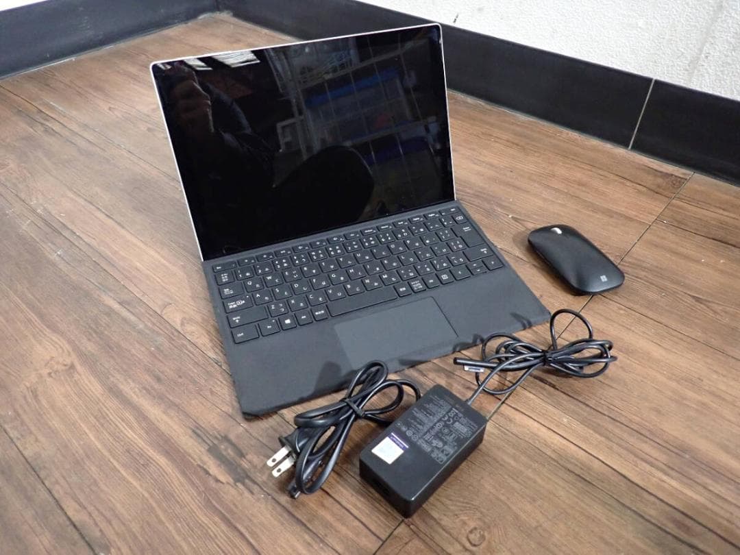 Microsoft SurfacePro 1960 シルバー 52308