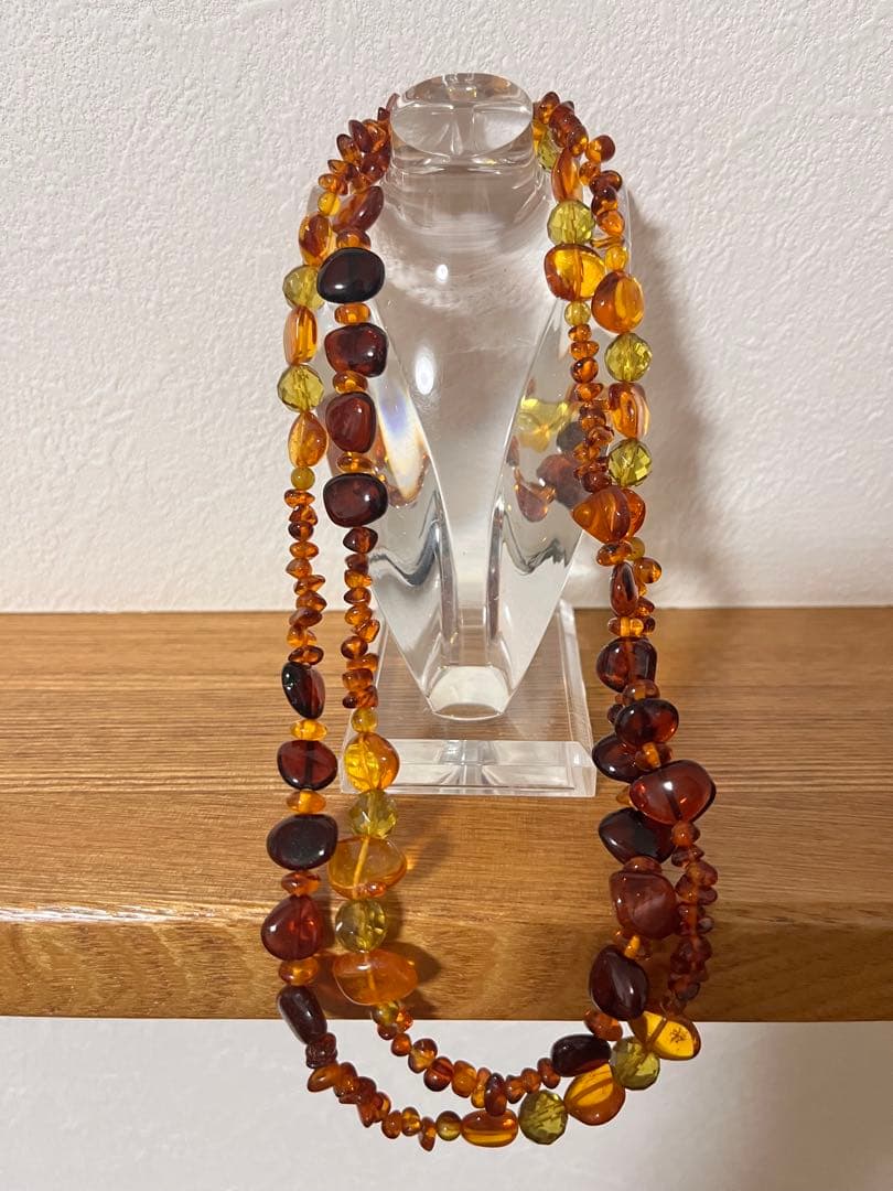 アンバー（琥珀）のネックレス　天然石　パワーストーン