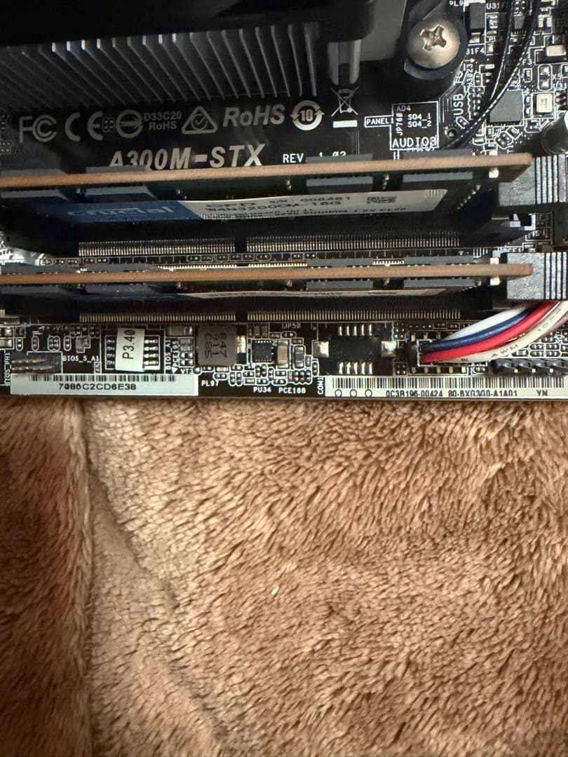 ASRock Desk Mini A300 RYZEN 5 32GB メモリ