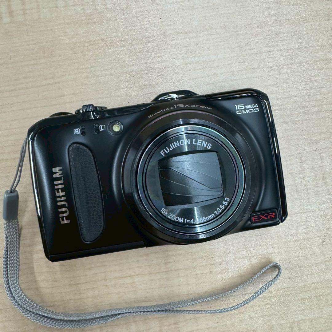 Fujifilm FINEPIX F200EXR コンパクトデジタルカメラ