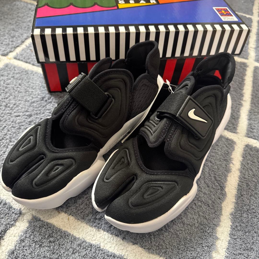 り*は様 ナイキ　NIKE シューズ　アクアリフトシューズ　23.0cm