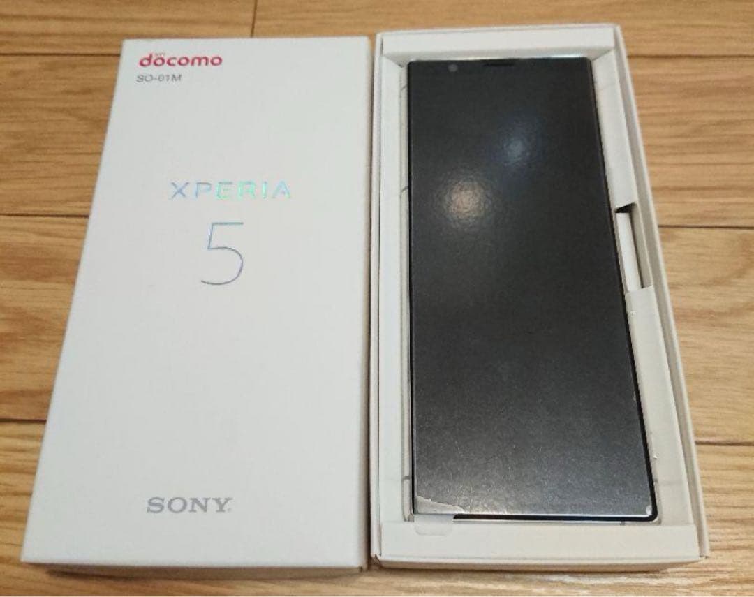 ☆ 新品未使用品 Xperia 5 SIMフリー　ドコモ　docomo正規品⭐︎