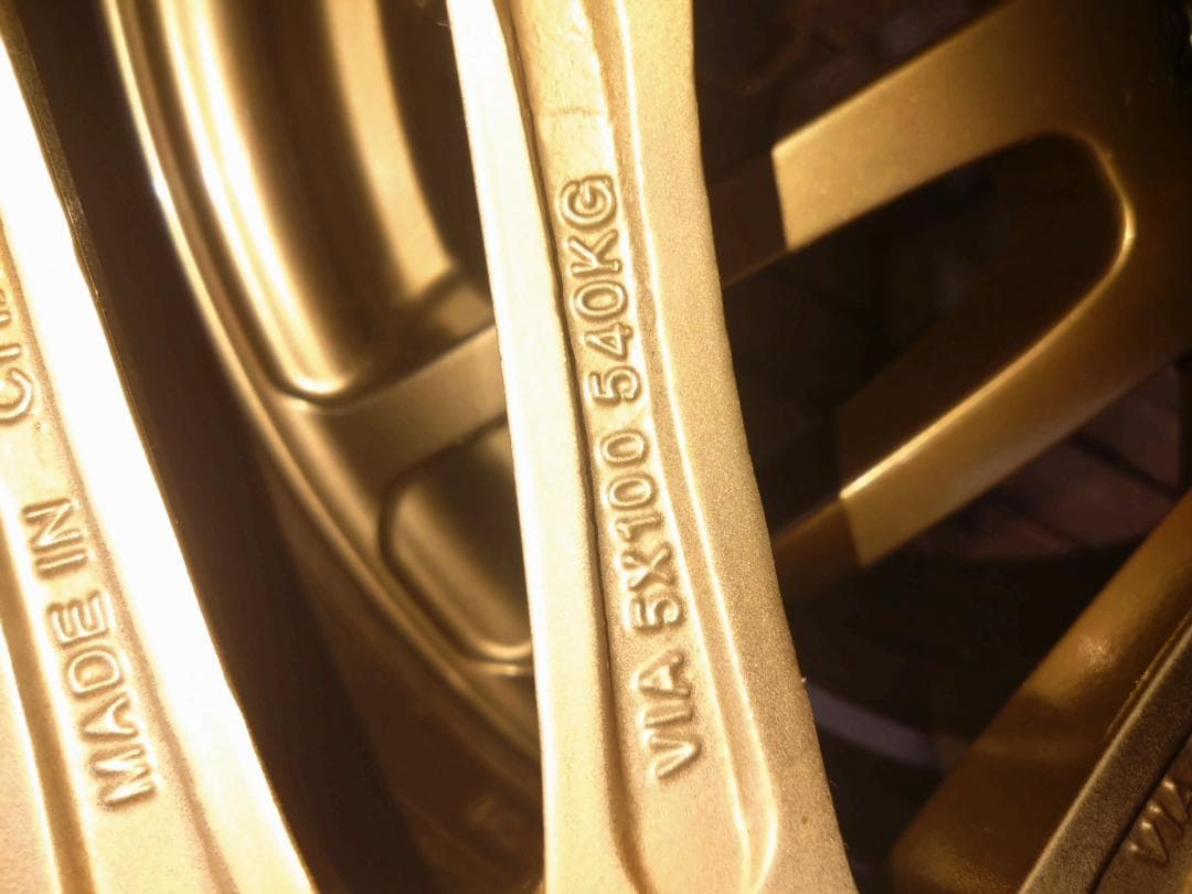 NSC direzza pcd100 5穴 7j タイヤ付き 215/45/17