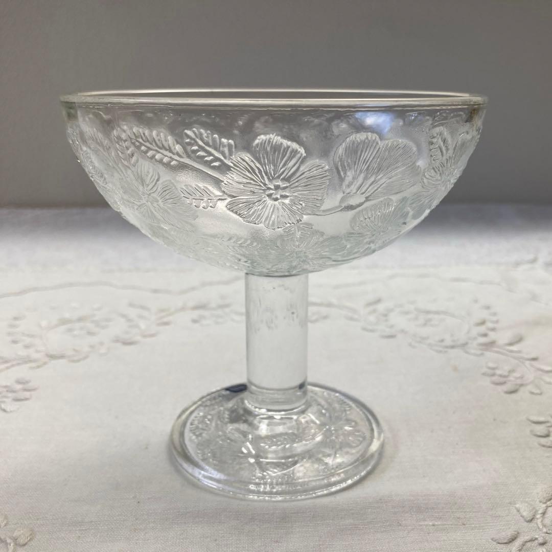 AZ174 ARABIA社 アラビアクリスタル　お花柄エンボスガラスのコンポート