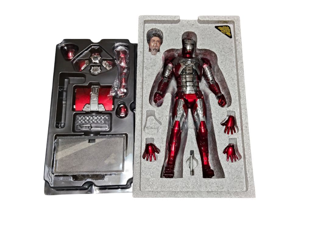 S*e様 ホットトイズ 1/6ダイキャスト アイアンマンマーク5