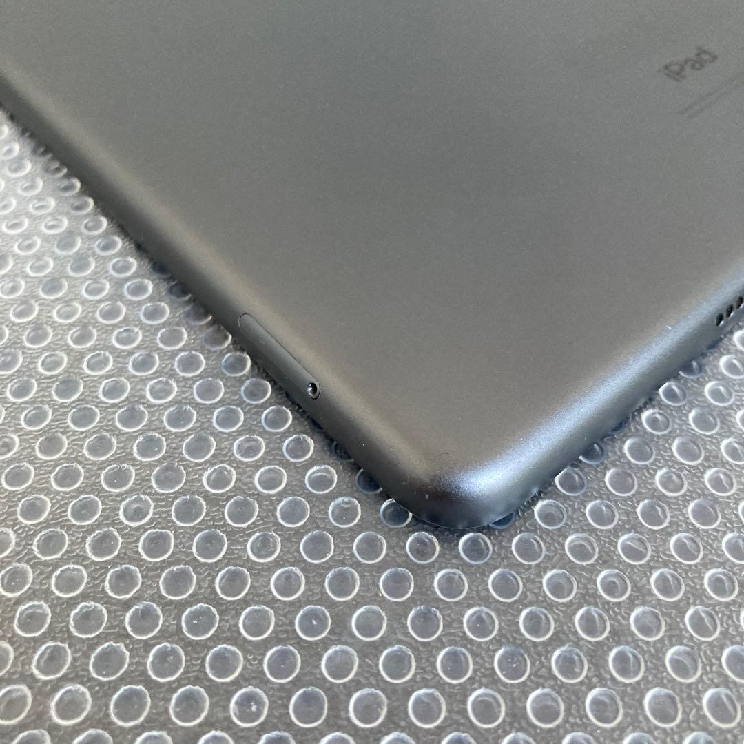 3635【早い者勝ち】iPad8 第8世代 32GB SIMフリー☆