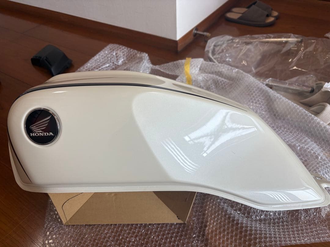 HONDA CB1100 SC65 純正　タンク　外装セット 新車外し美品