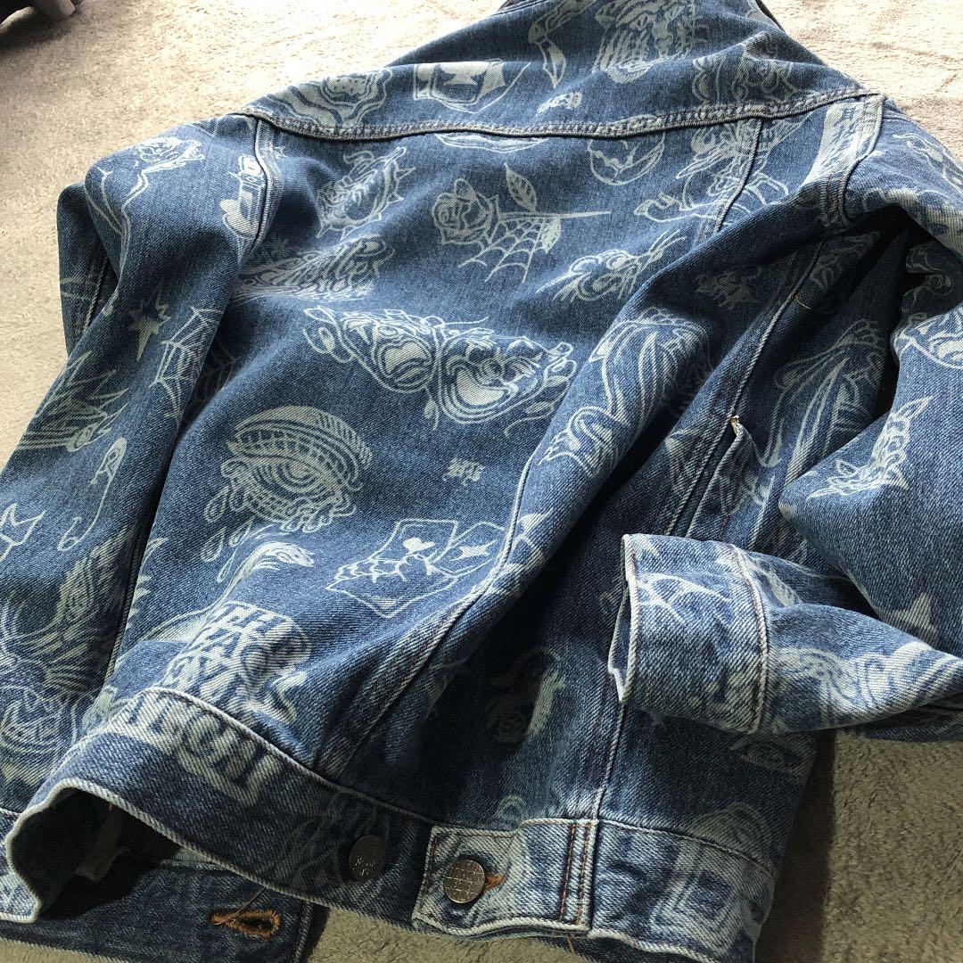 ブラックアイパッチ　デニムジャケット tattoo 人気