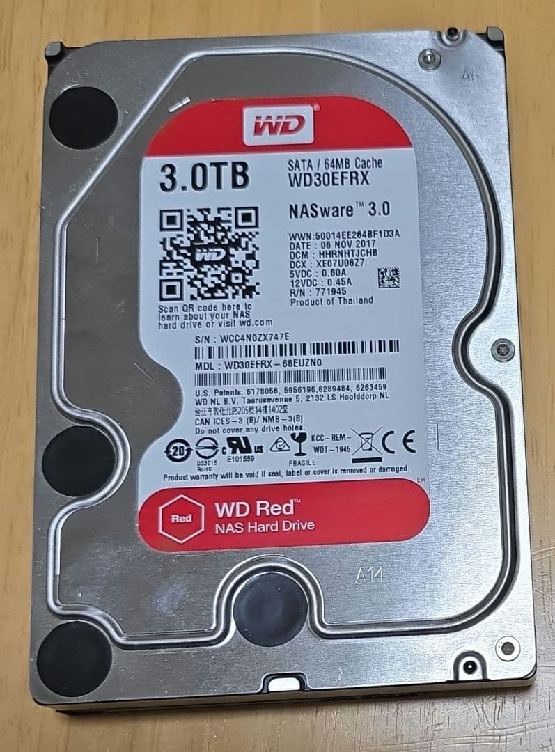 WD Red WD30EFRX 3.5インチ NAS用ハードドライブ