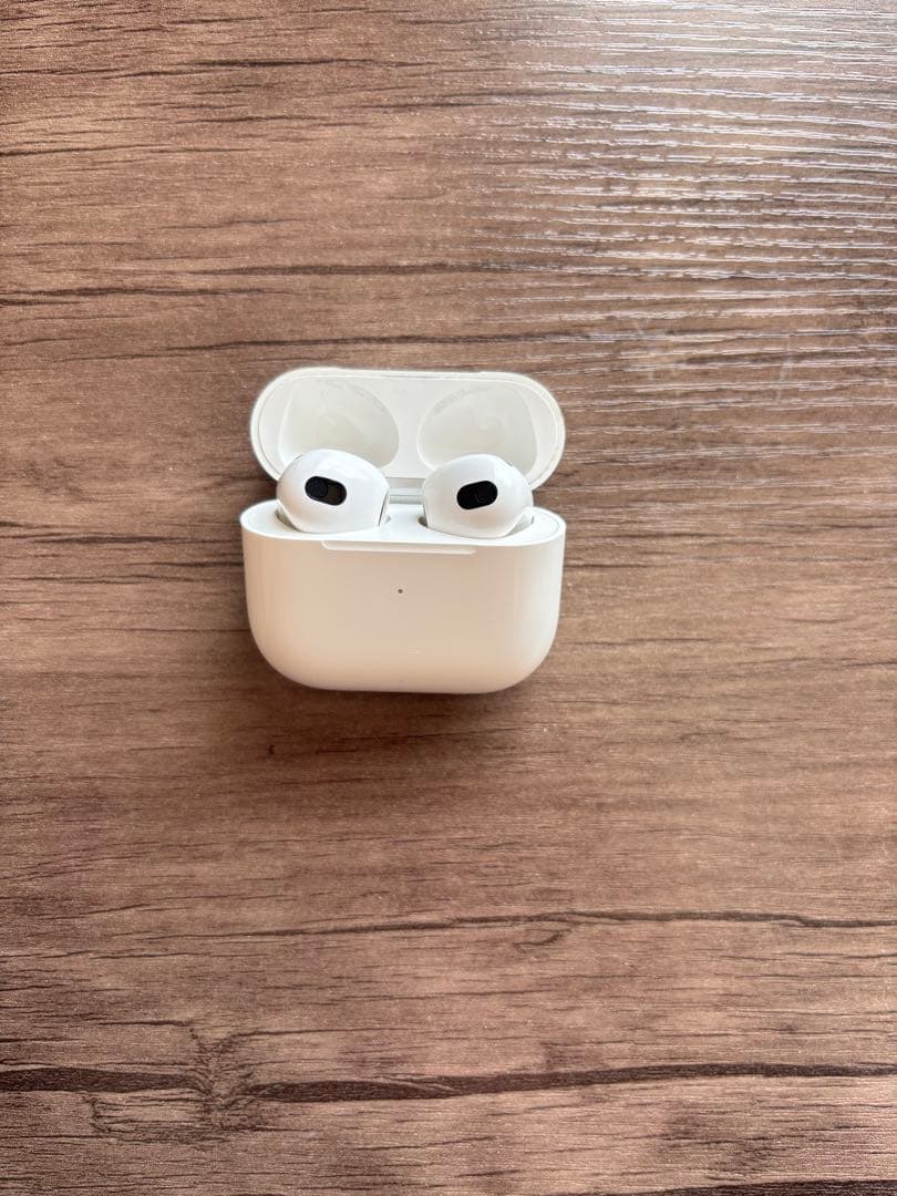 イヤホン AirPods3