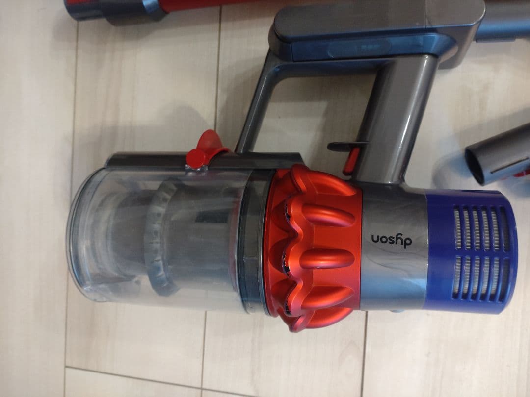 ダイソン　SV12.-V10 掃除機