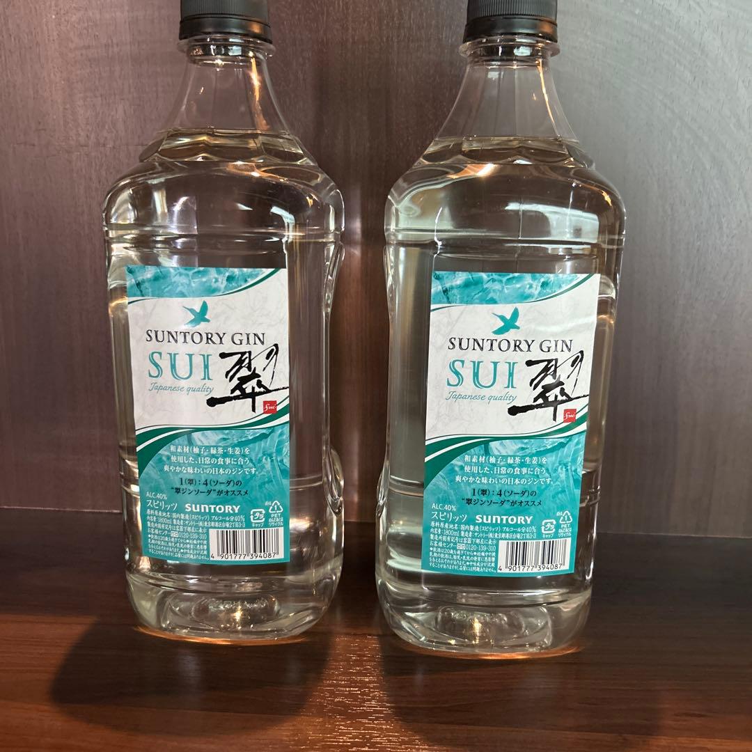 サントリー　翠　SUI 1800ml ４本