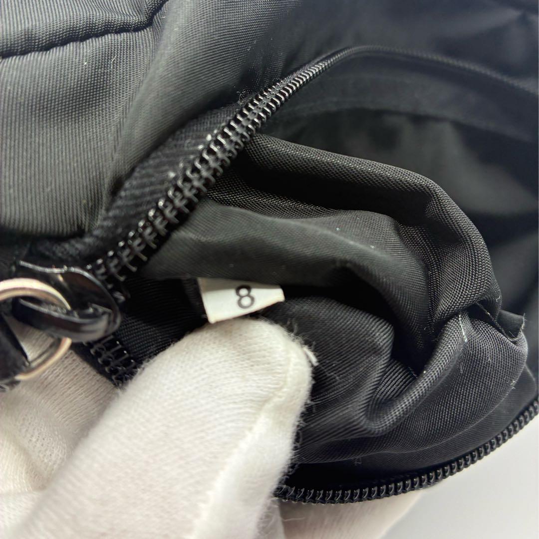 PRADA プラダ 黒 ブラック セカンドバッグ A1342C3