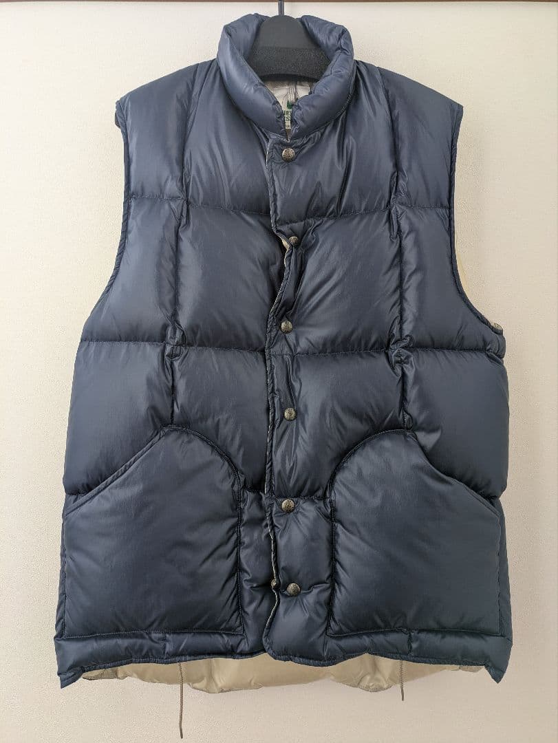 SIERRA DESIGNS ビームス+ ネイビー ダウンベスト